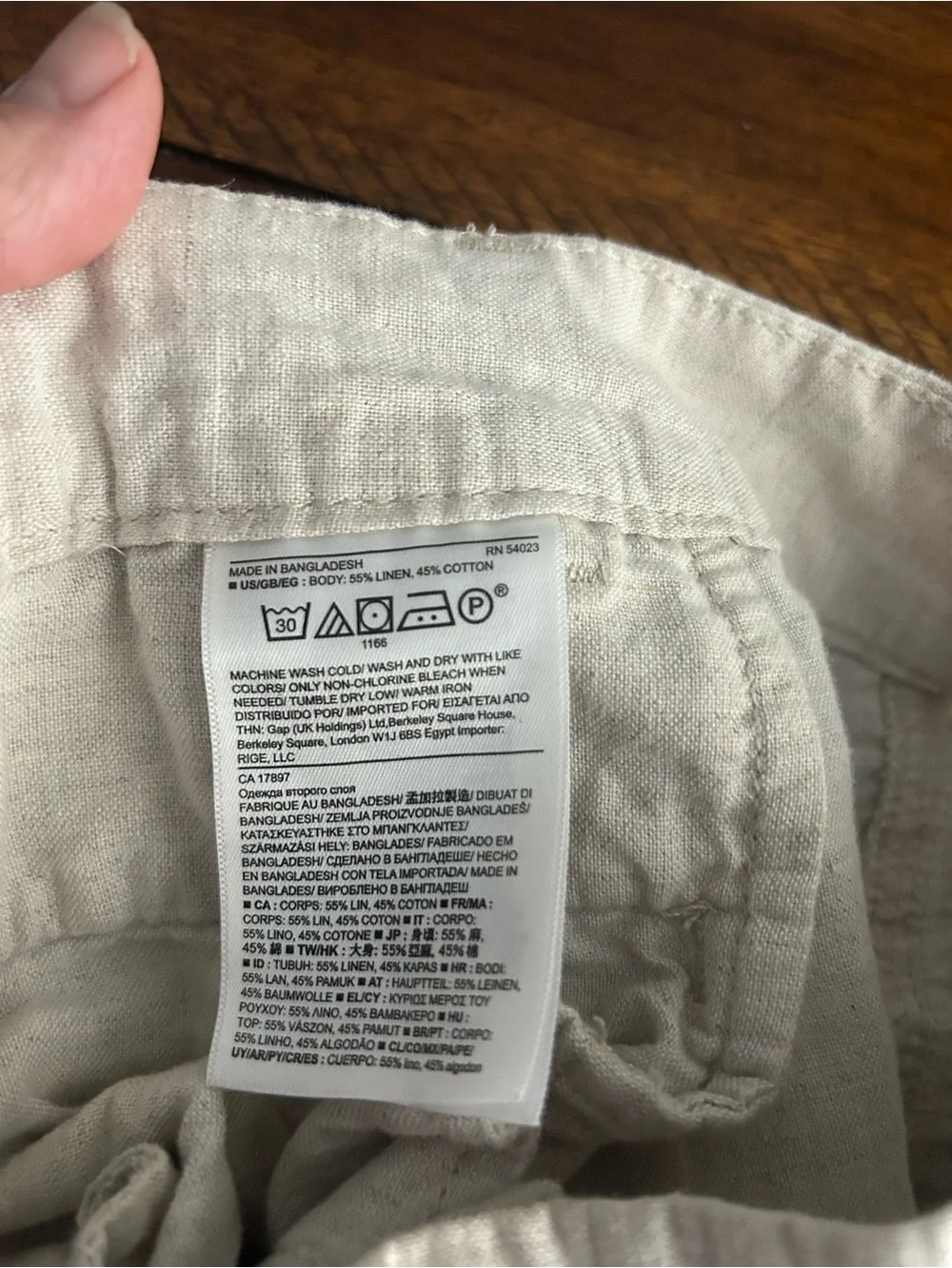 Banana Republic Linen-Blend Chinos in Light Cream